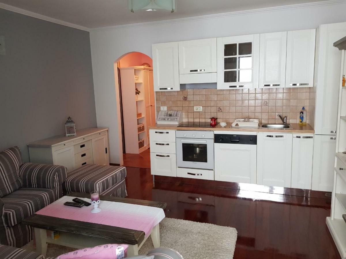 Cozy Apartment In Rovigno Esterno foto